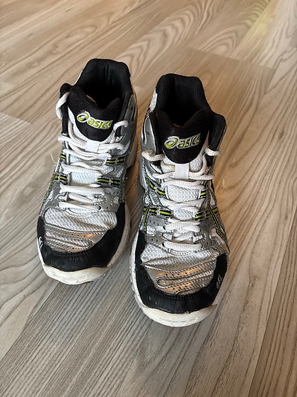 Asics sisäpelikengät 36