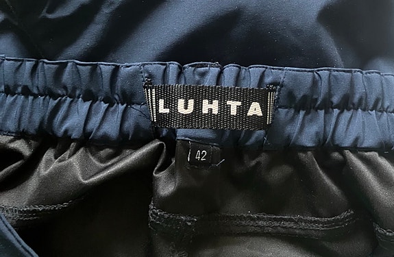 Kuin uudet Luhta naisten ulkoiluhousut, koko 42 / XL