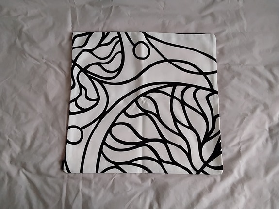 Marimekko Bottna koristetyynynpäällinen - vetoketjun vedin irti