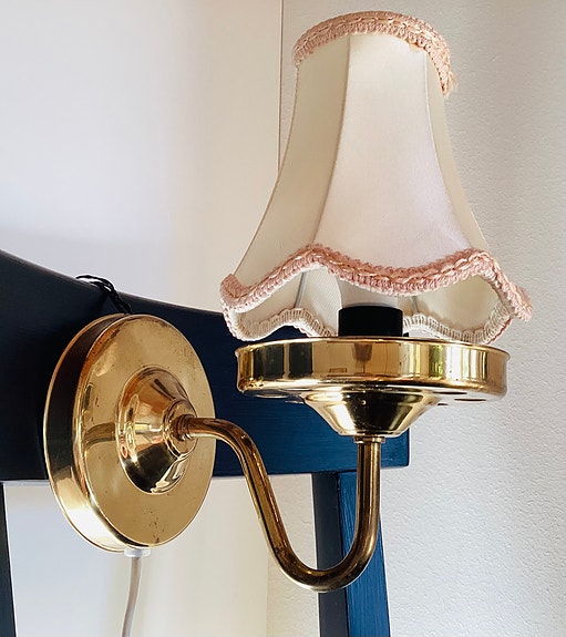 Seinävalaisin messinkiä , vintage design