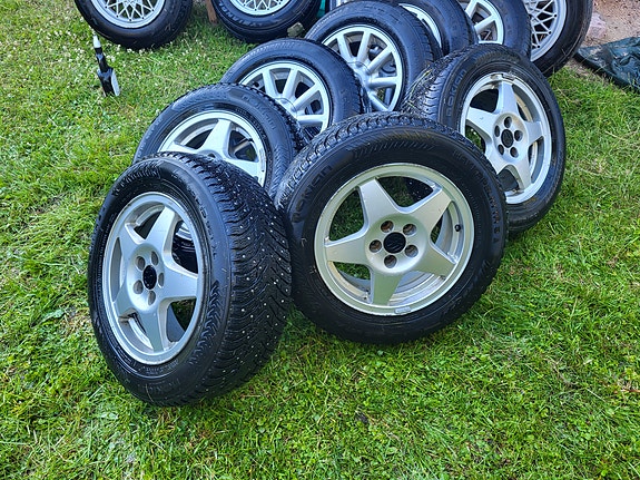 Speedline klassikko vanteet volkkariin.