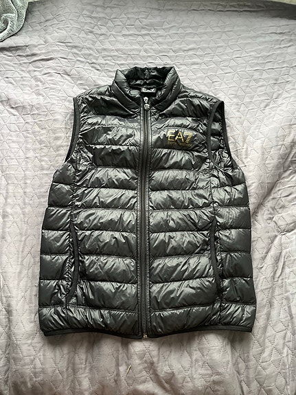 Armani EA7 miesten liivi M musta