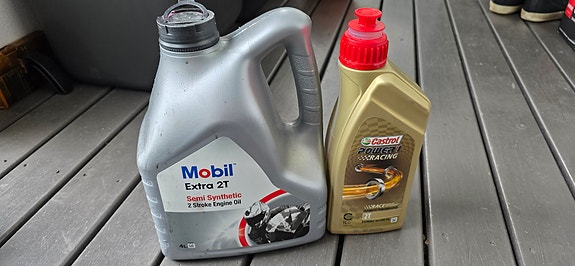 Mobil Extra 2T öljy 4l