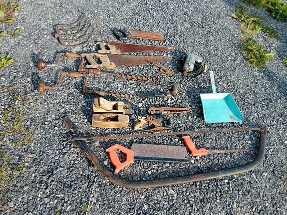 Vanhoja työkaluja