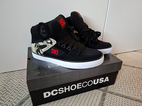 Dc shoes Pure high top skeittikengät