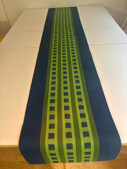 Upea pitkä retro kaitaliina 1960/1970-luku (187 x 30 cm) – Suomalaista designia