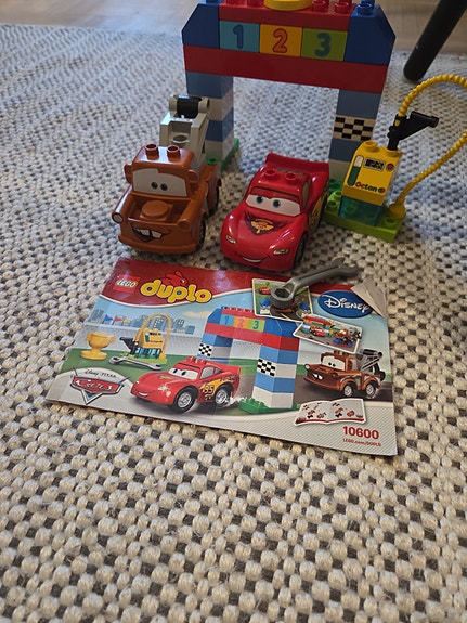 Duplo 10600 Autot-elokuva setti