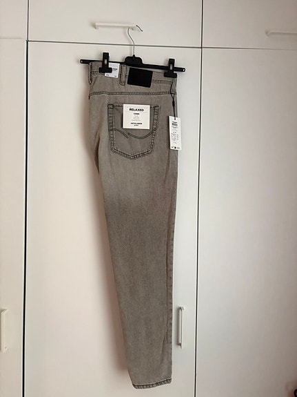 Product image 1 of 7