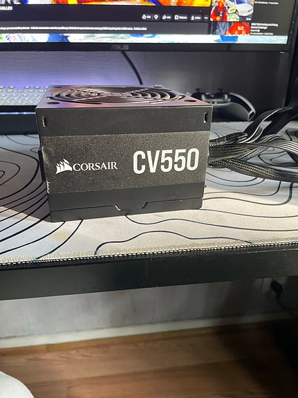 Corsair cv 550 virtalähde