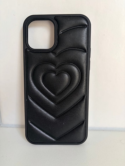 Mustat iPhone-kuoret