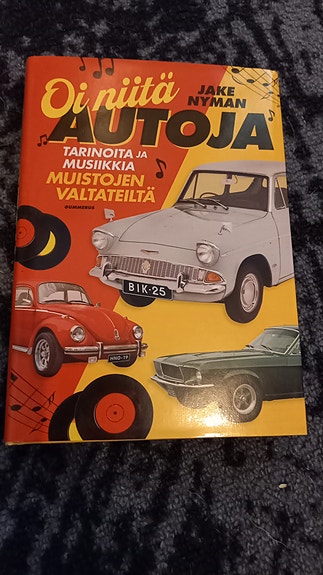 Oi niitä autoja-kirja
