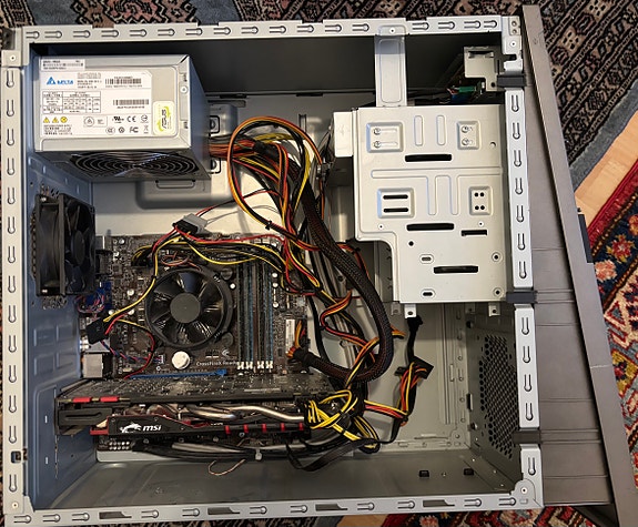 Asus pöytätietokone