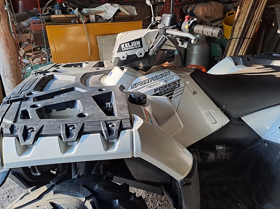 Ostan Polaris 850 -moottorin tai moottoriaihion