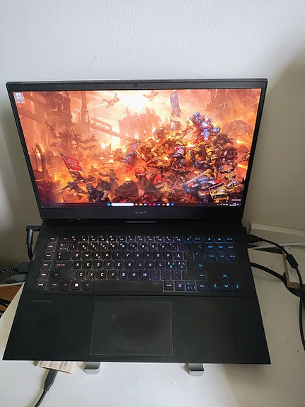 HP Omen 16 peliläppäri