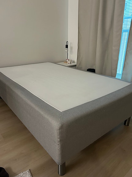 Runkopatjasänky 120cm