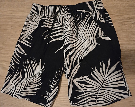 Kappahl shortsit 140