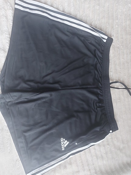 Adidas urheilu shortsit XXL musta