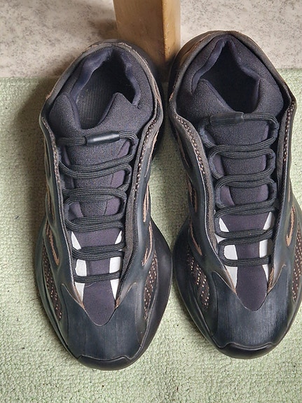 Adidas lenkkarit musta koko 42