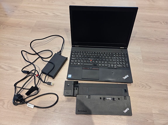 Lenovo ThinkPad L560 + telakka