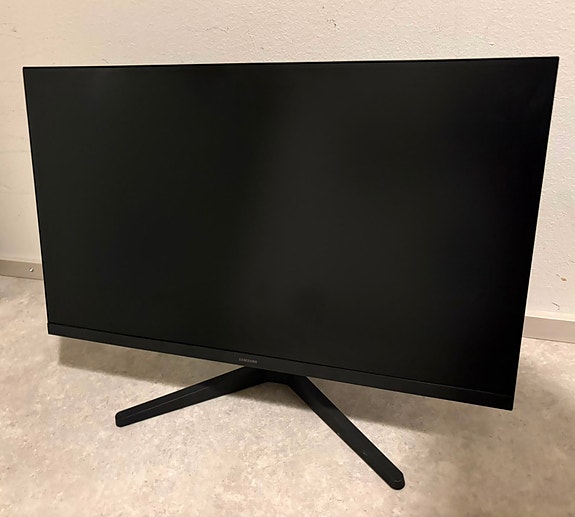 Samsung 27” Monitor
