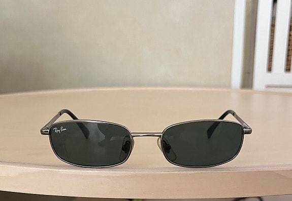 Ray-Ban lasten aurinkolasit mustat linssit