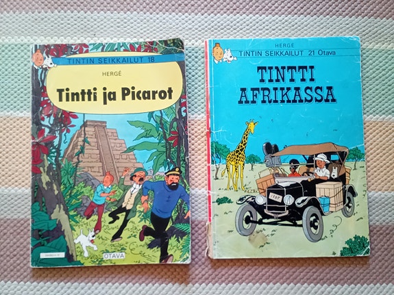 Tintti-sarjakuvat Tintti ja Picarot & Tintti Afrikassa