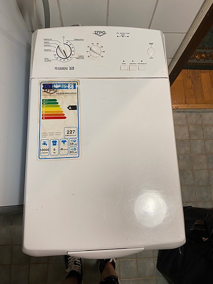 UPO 40cm päältä täytettävä pesukone 6 kg linkous 1200