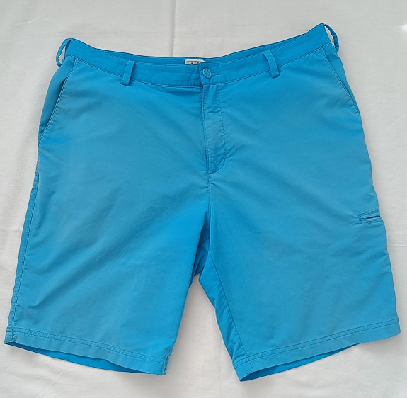 Miesten Adidas shortsit 36