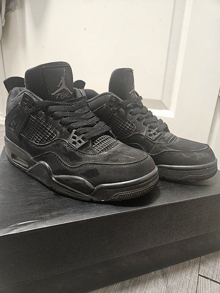 Air Jordan 4 Retro "Black Cat"