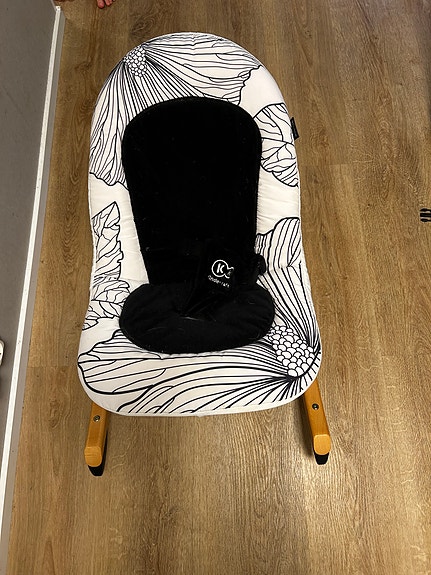 Kinderkraft sitteri / keinusitteri