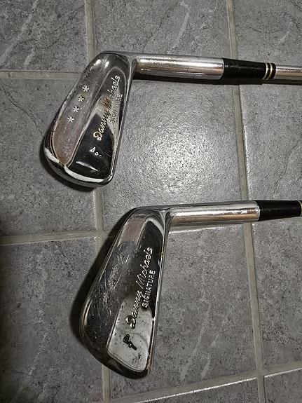 Miesten golfmailat 5 ja 7