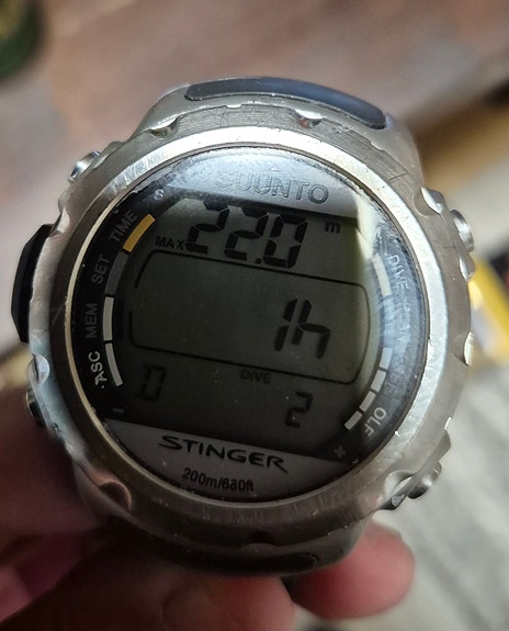 Suunto Stinger "uusi" 1h käytetty