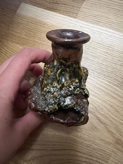 Anu Pentik keramiikka kynttilänjalka