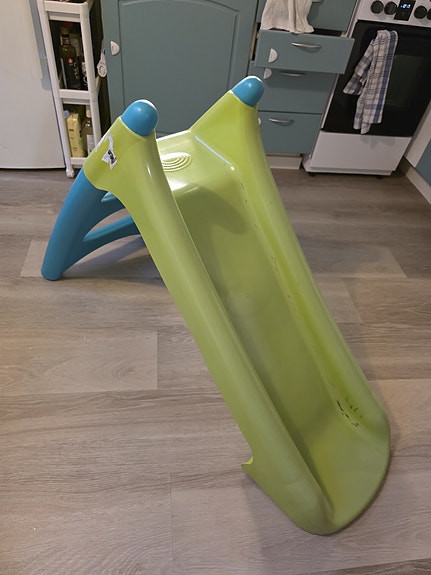 Myydään Smoby lasten liukumäki