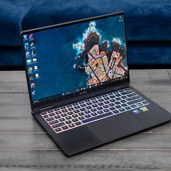 HP OMEN 14 U9-285H tehokas pelikannettava