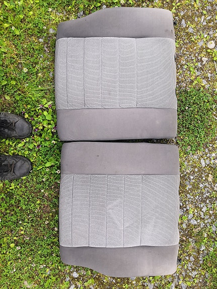 -89 Honda Civic HATCH takapenkin selkänojat.