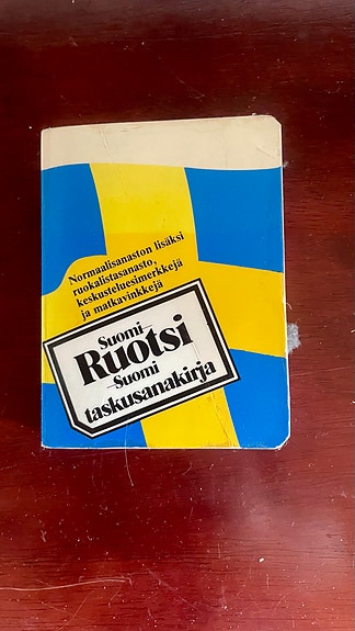 WSOY Suomi–ruotsi–suomi taskusanakirja