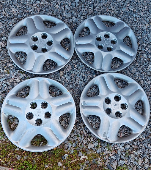 Toyotan pölykapselit