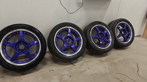 SSR -Momo  17 vanteet 5x100/ 5x114.3