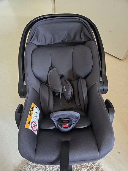 Baby car seat