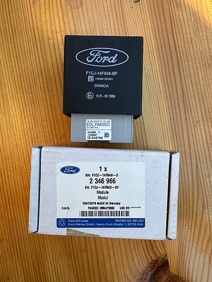 Ford Focus Vetokoukun ohjainlaite