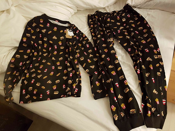 Miesten pyjama Force L 52/54 uusi