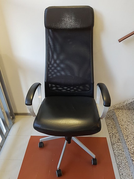 Työtuoli / office chair Markus ikea musta