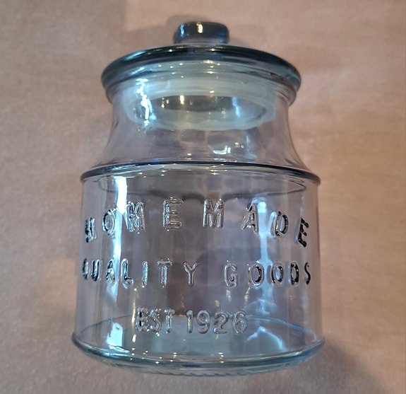 Lasipurkki kannella 800ml