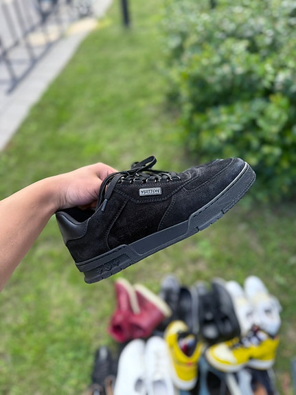 Louis Vuitton Suede Black Trainer