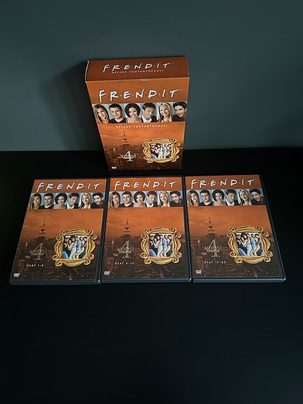 Frendit kausi 4 DVD-boksi