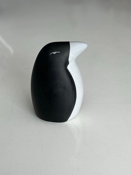 Arabia, pingviini figuuri
