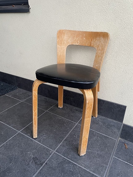 Artek tuoli talttapääruuveilla