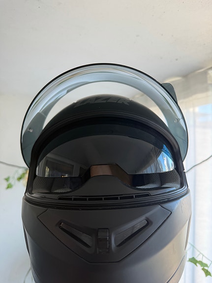 Lazer Bayamo Z-Line moottoripyöräkypärä M musta