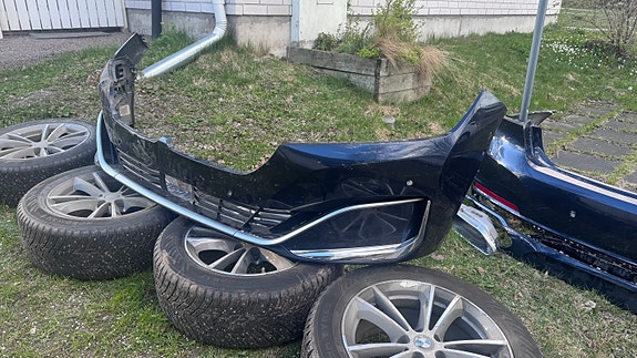 BMW G11 facelift etu- ja takapuskuri tummansininen
